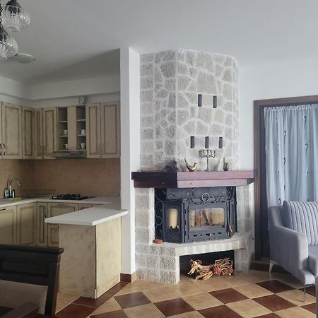 Villa Chantal Котор Екстериор снимка