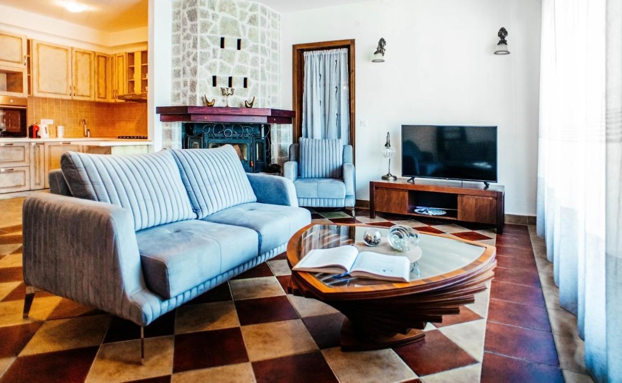 Villa Chantal Котор Екстериор снимка