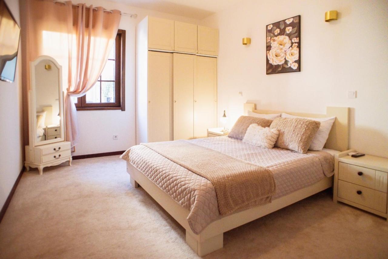 Villa Chantal Котор Екстериор снимка