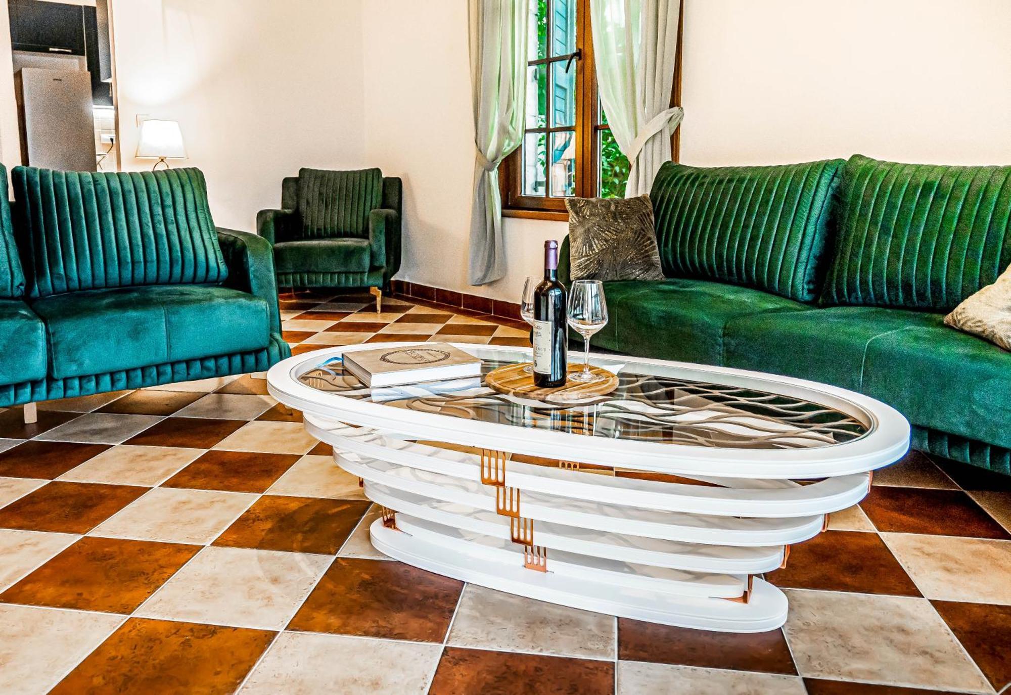 Villa Chantal Котор Екстериор снимка