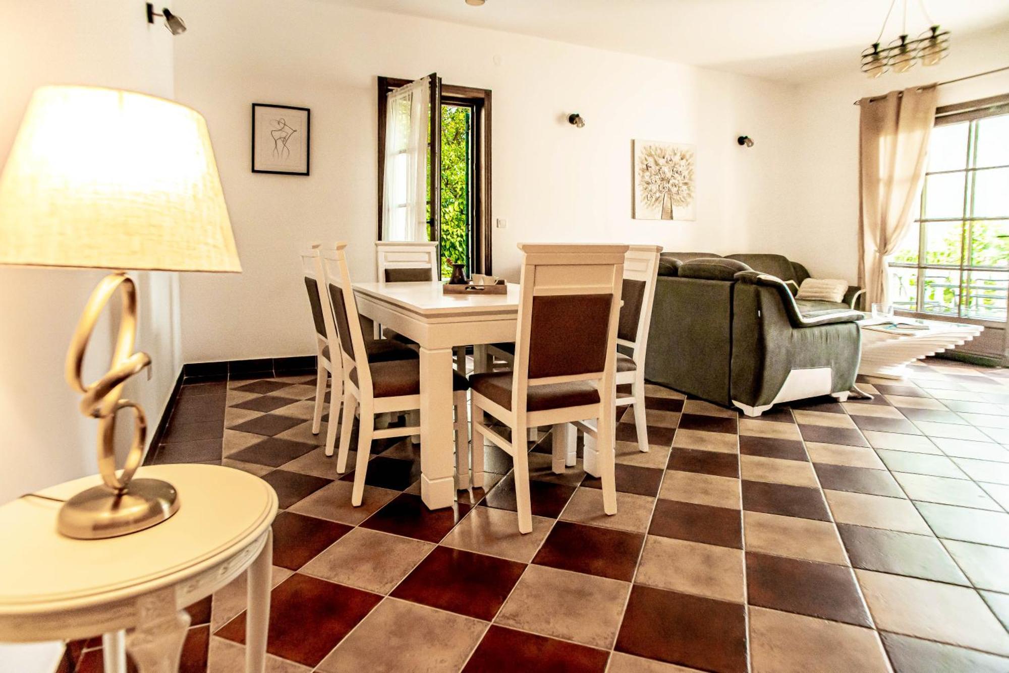 Villa Chantal Котор Екстериор снимка