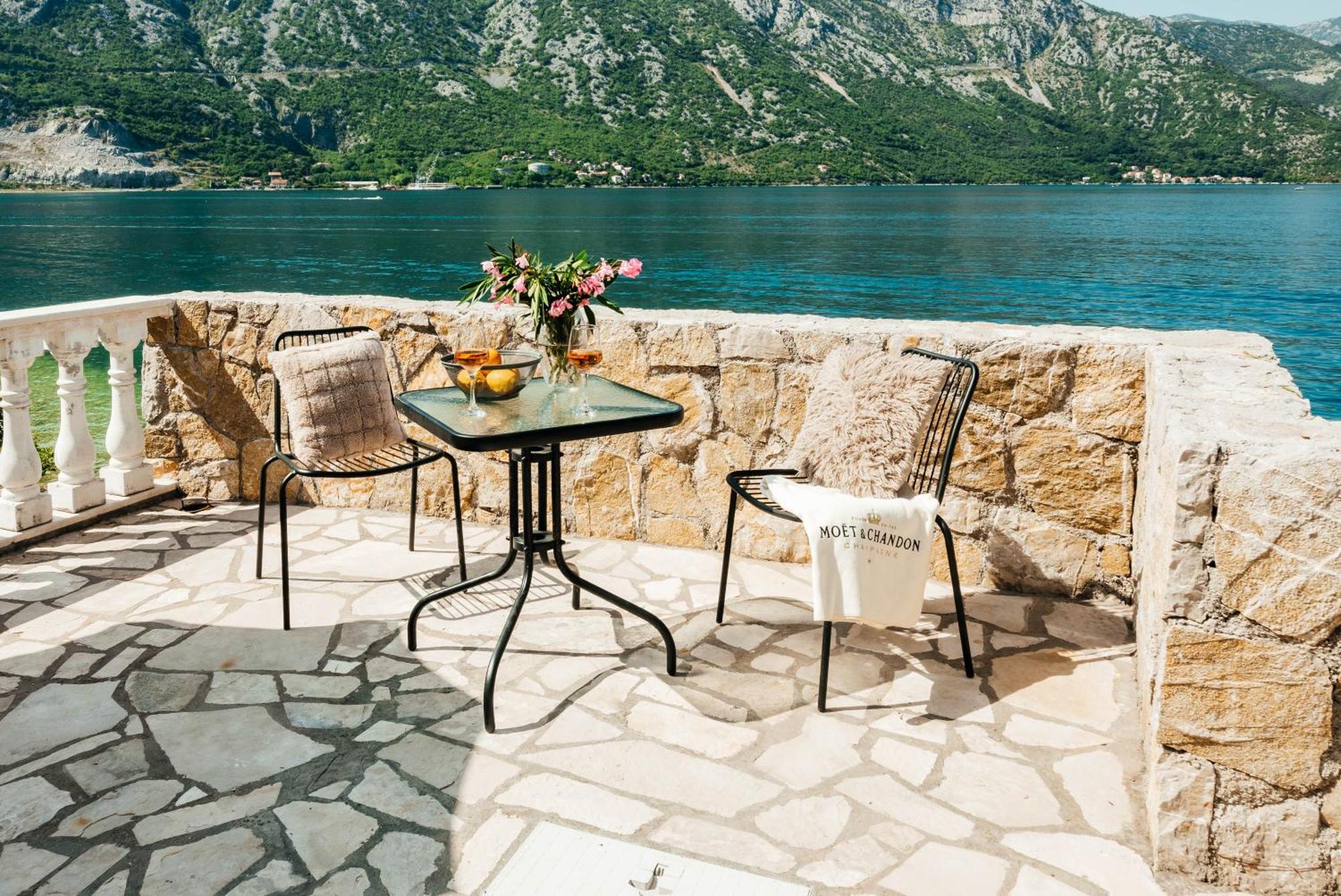 Villa Chantal Котор Екстериор снимка