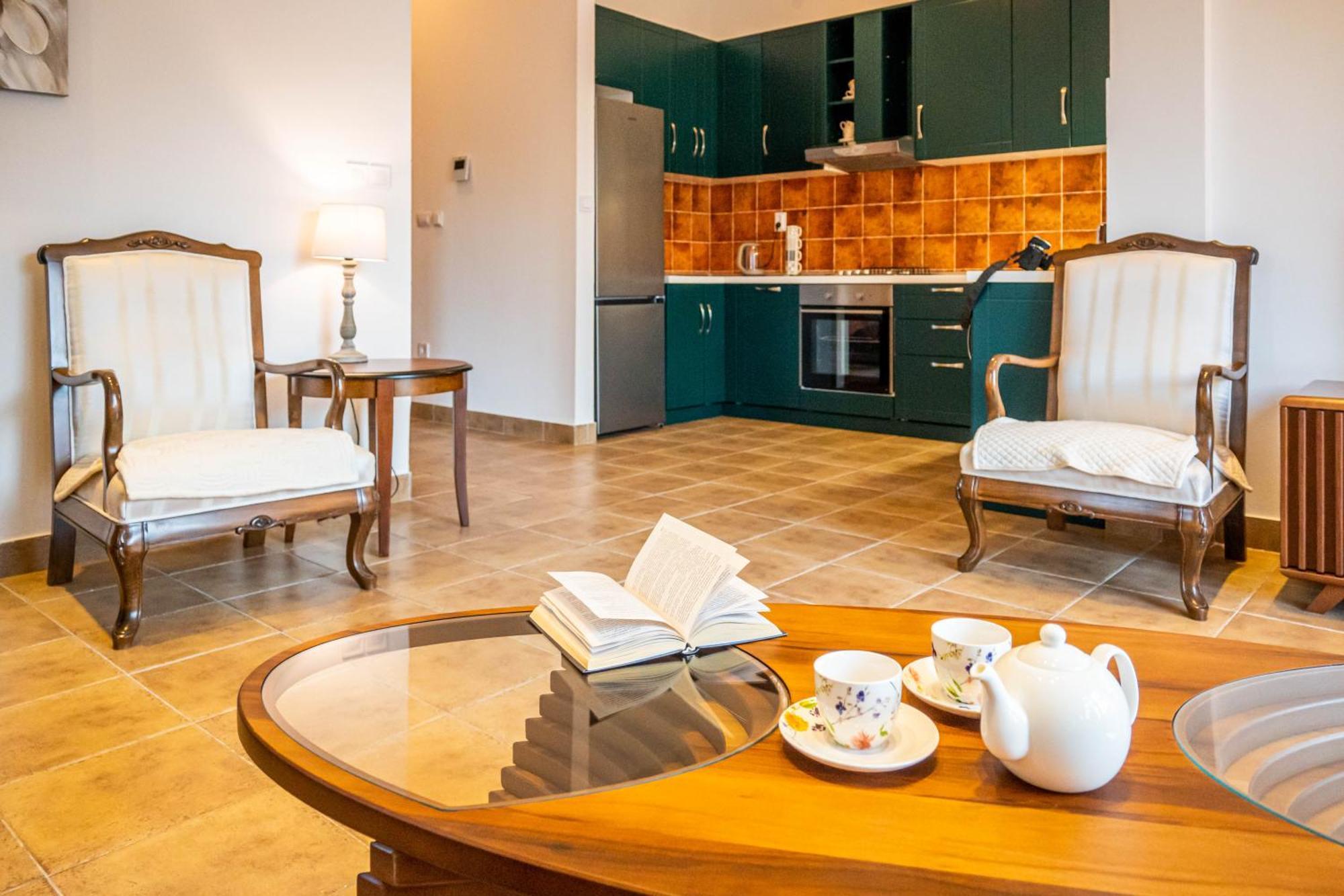 Villa Chantal Котор Екстериор снимка
