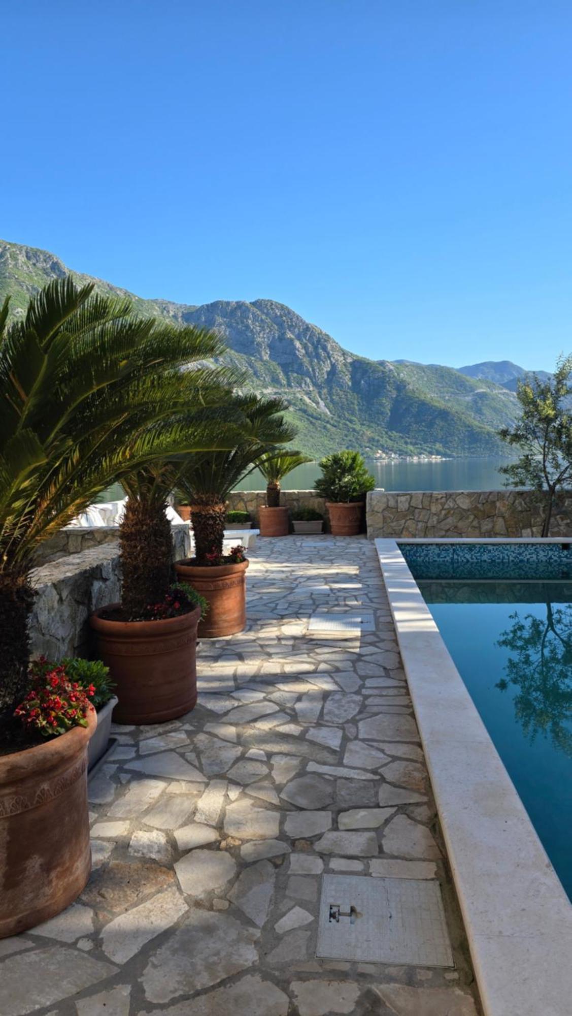 Villa Chantal Котор Екстериор снимка